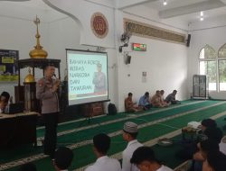 Kapolsek Lintau Buo Menjadi Narasumber Pada Pesantren Ramadhan Di SMAN 2 Lintau Buo 