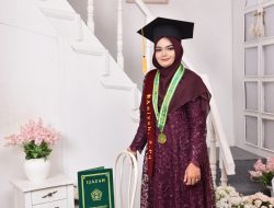 Aniyah, Pimred Media Sumbar, Resmi Wisuda di STAI YASTIS Padang: Perjuangan, Cinta, dan Semangat yang Tak Pernah Padam