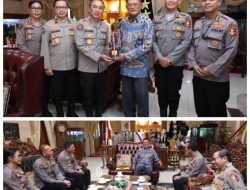 Jajaran Divhumas Polri Anjangsana ke Da’i Bachtiar, Mantan Kadiv Humas Beri Apresiasi untuk Kinerja Polri Masa Kini