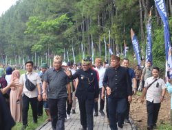 Dankodaeral V Hadiri Grand Opening Seven Lakes Festival Probolinggo 2025 di Ranu Segaran