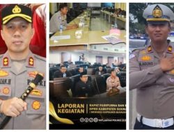 Kasat Lantas Iptu Anak Agung Ngurah Subranta Wakili Kapolres Sijunjung dalam Rapat Paripurna DPRD