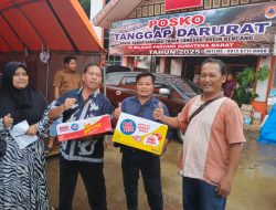 BPBD Sumbar Bagikan 50 Paket Sembako untuk Wartawan IKW RI