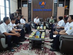 Kunjungi Stasiun Padang, Rieke Nilai Kesiapsiagaan KAI Sumbar Layak Diapresiasi