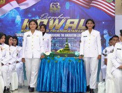 DANKODAERAL IX DIDAMPINGI IBU KETUA KODAERAL IX GABUNGAN JALASENASTRI KOARMADA RI HADIRI TASYUKURAN HARI JADI KORPS WANITA TNI AL KE-63*