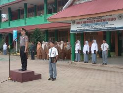 Kapolsek Lintau Buo Jadi Pembina Upacara di SMAN 2 Lintau Buo, Tekankan Kamtibmas dan Etika Kato Nan Ampek
