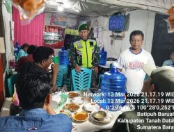 Babinsa Koramil 08/Batipuh Serka Dedi Sahendra Laksanakan Patroli Siskamling Kolaborasi Bersama Tomas.