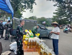Kodim 0307/Tanah Datar Gelar Bazar Ramadhan Murah di Depan Masjid Nurul Amin Pagaruyung
