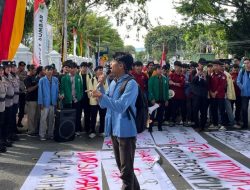Gubernur Dinilai Absen Tiap Gelombang Protes, Satria Perdana Pimpin Aksi Sumbar Melawan Ungkap Bobroknya Kebijakan Daerah